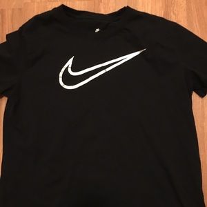 Nike T-shirt